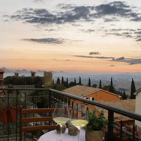 Casa Per L'osticcio Con Vista Panoramica شقة